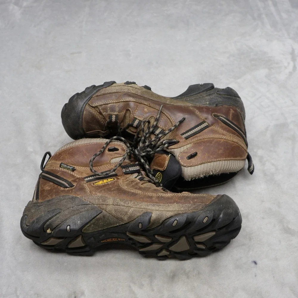 Keen Men 9 Hiking Boots‎ Brown Leather Targhee II Mid Trail Rugged Waterproof